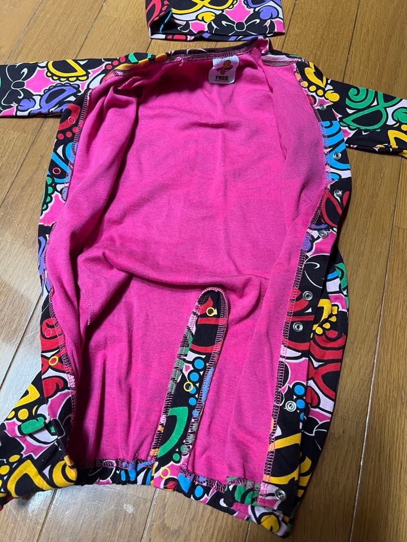 ヒステリックミニ キャラクター柄ロンパース3点セット 帽子　新品未使用