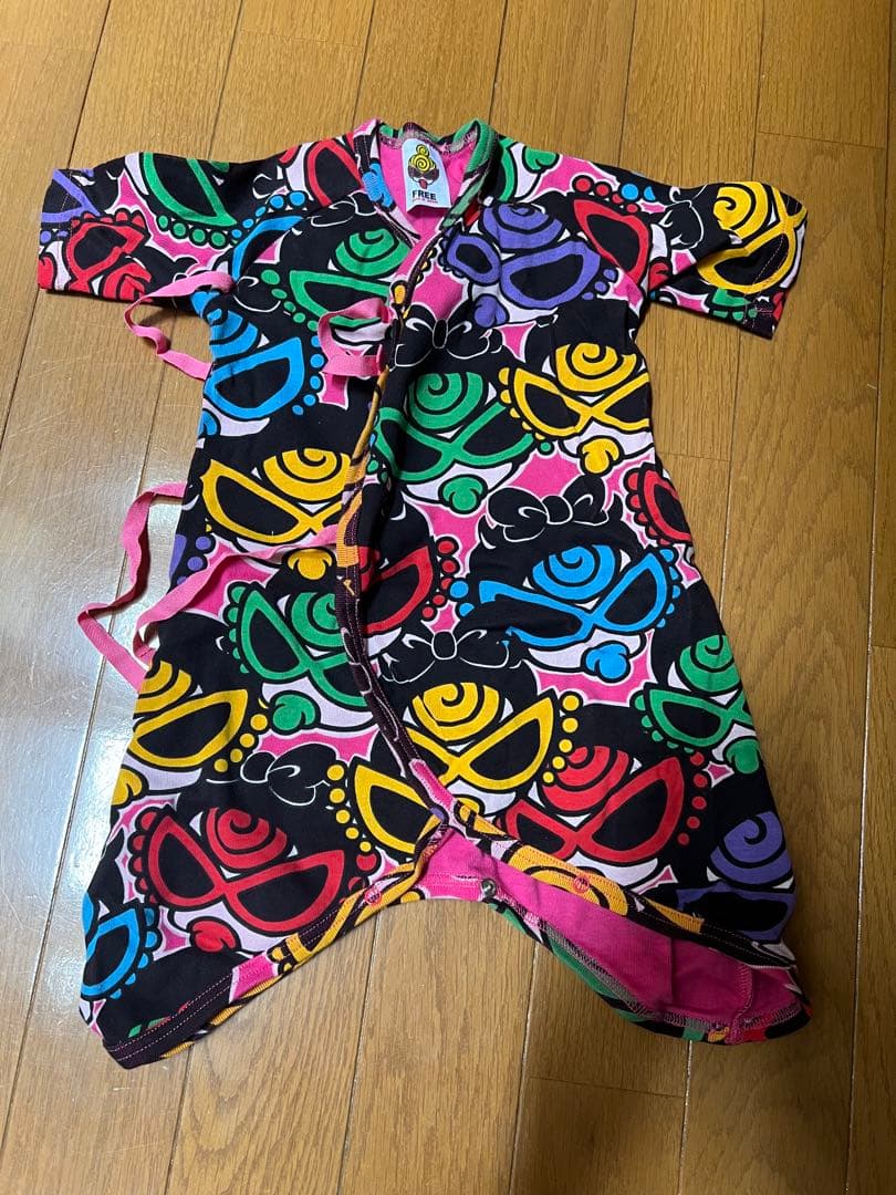 ヒステリックミニ キャラクター柄ロンパース3点セット 帽子　新品未使用