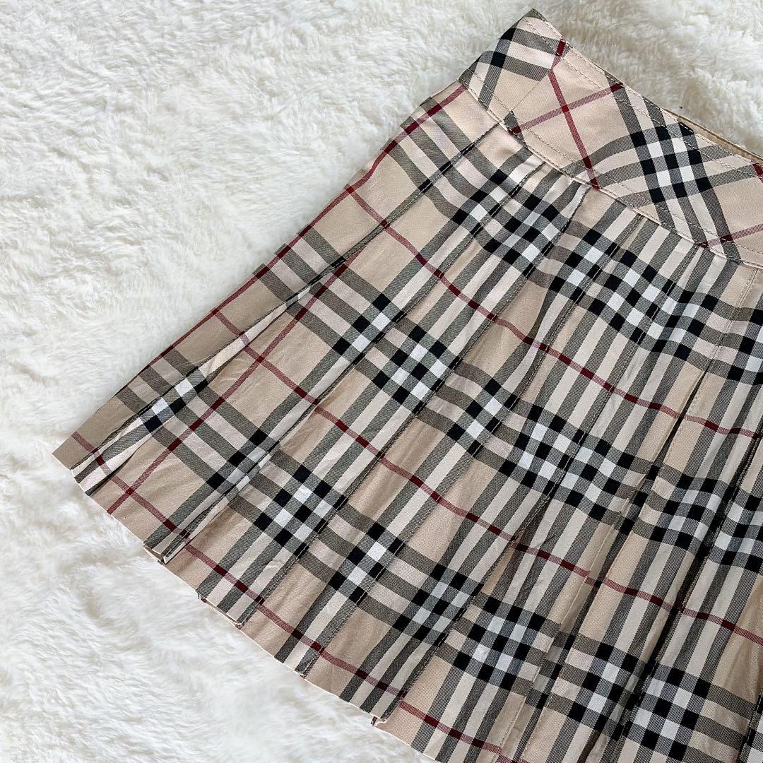 【バーバリーブルーレーベル】ベルトラッププリーツスカート ベージュノバチェック