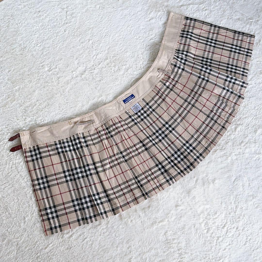 【バーバリーブルーレーベル】ベルトラッププリーツスカート ベージュノバチェック