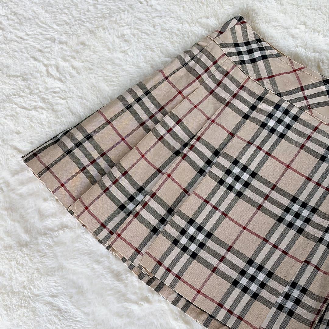 【バーバリーブルーレーベル】ベルトラッププリーツスカート ベージュノバチェック