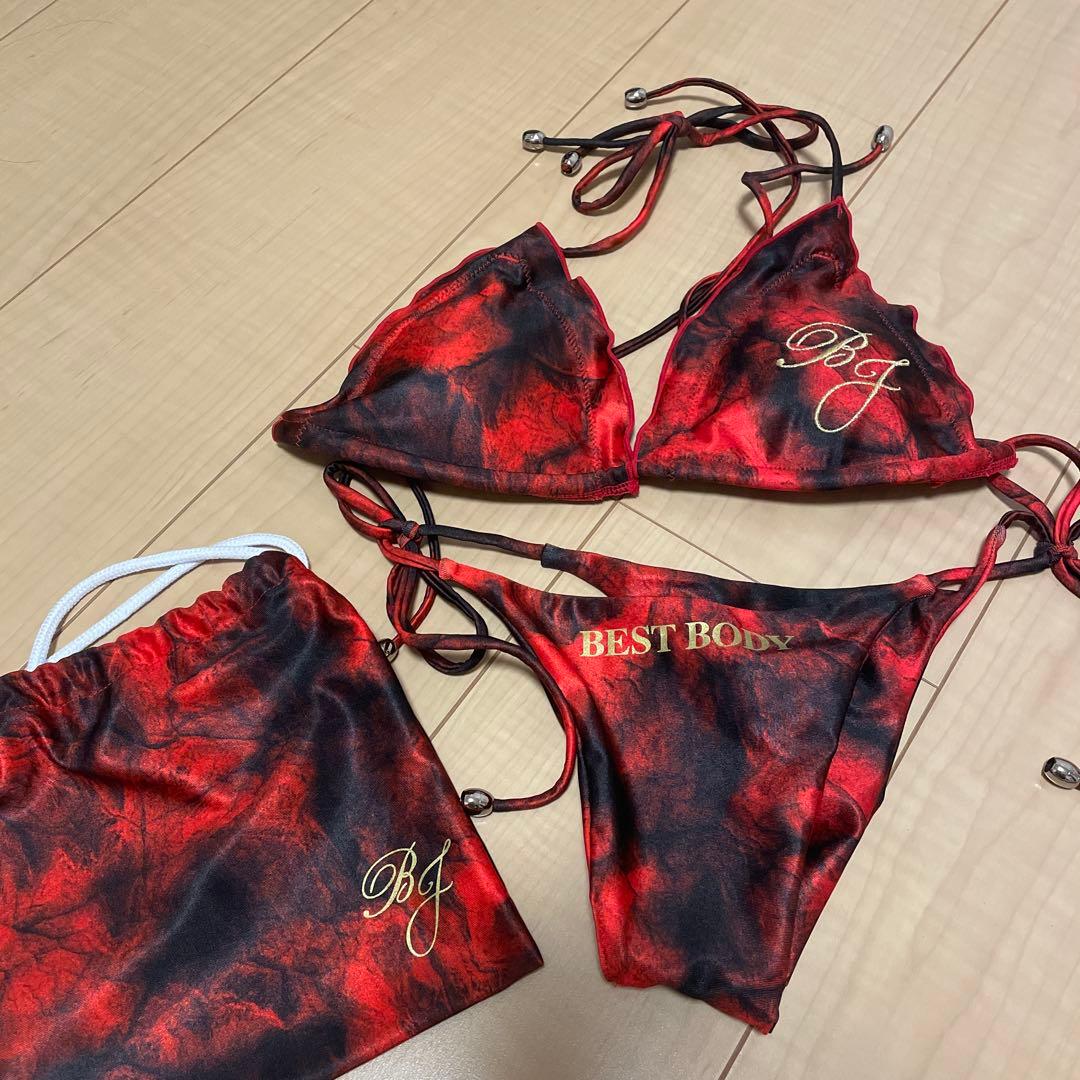 本日0:00までの限定セール‼️ベストボディジャパン公式ビキニ　 Mサイズ