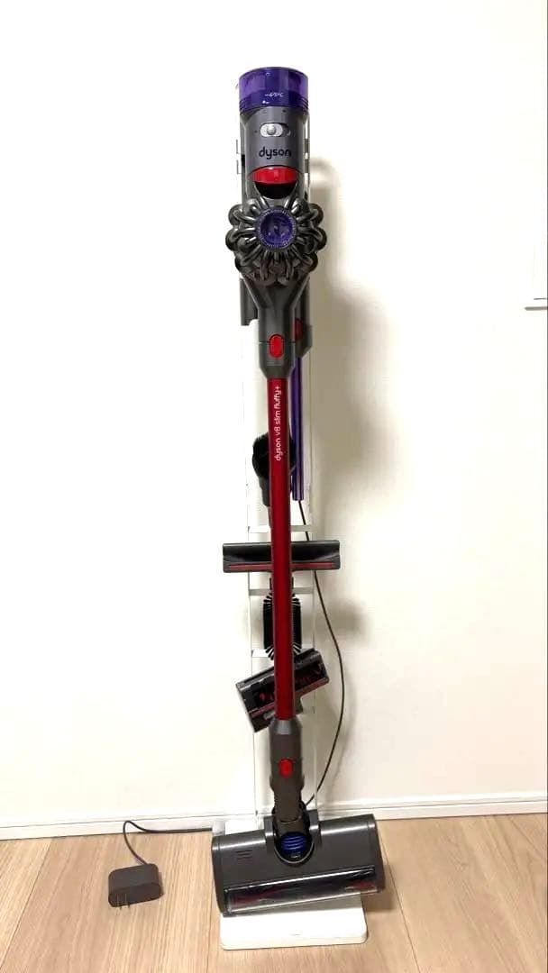 Dyson V8 Slim Fluffy+ ヘッド社外品に交換済 収納スタンド付