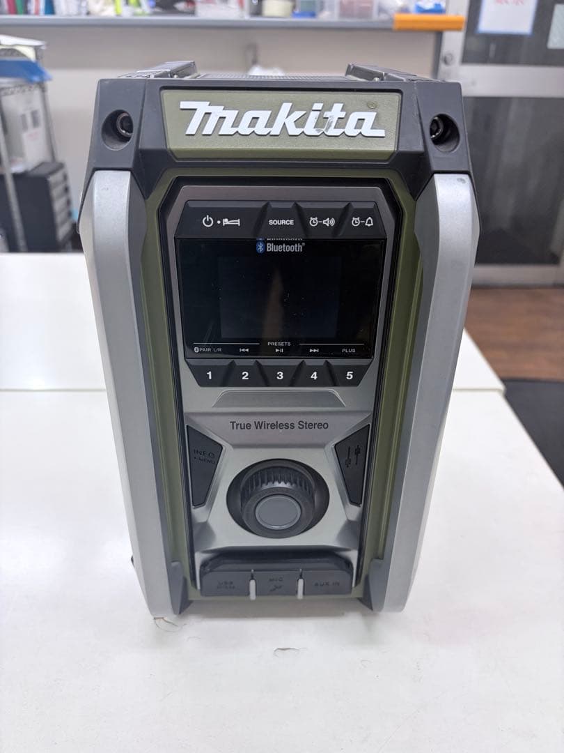 makita ラジオ　MR005 Bluetooth マキタ　工具　大音量