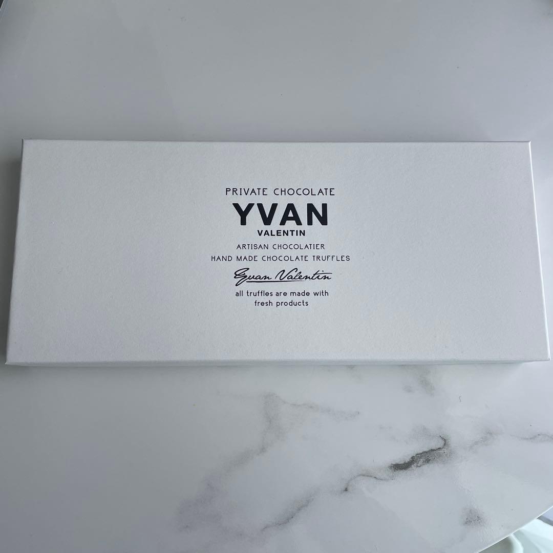 【新品未開封】YVAN イヴァンヴァレンティン チョコレートトリュフ 24個