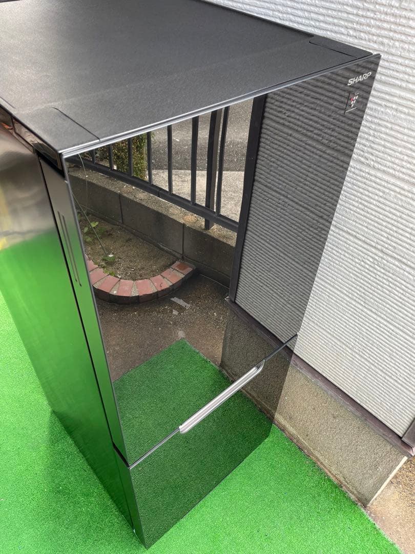 539極美品✨ シャープ 高性能おしゃれガラストップ左右付け替え可能2ドア冷蔵庫