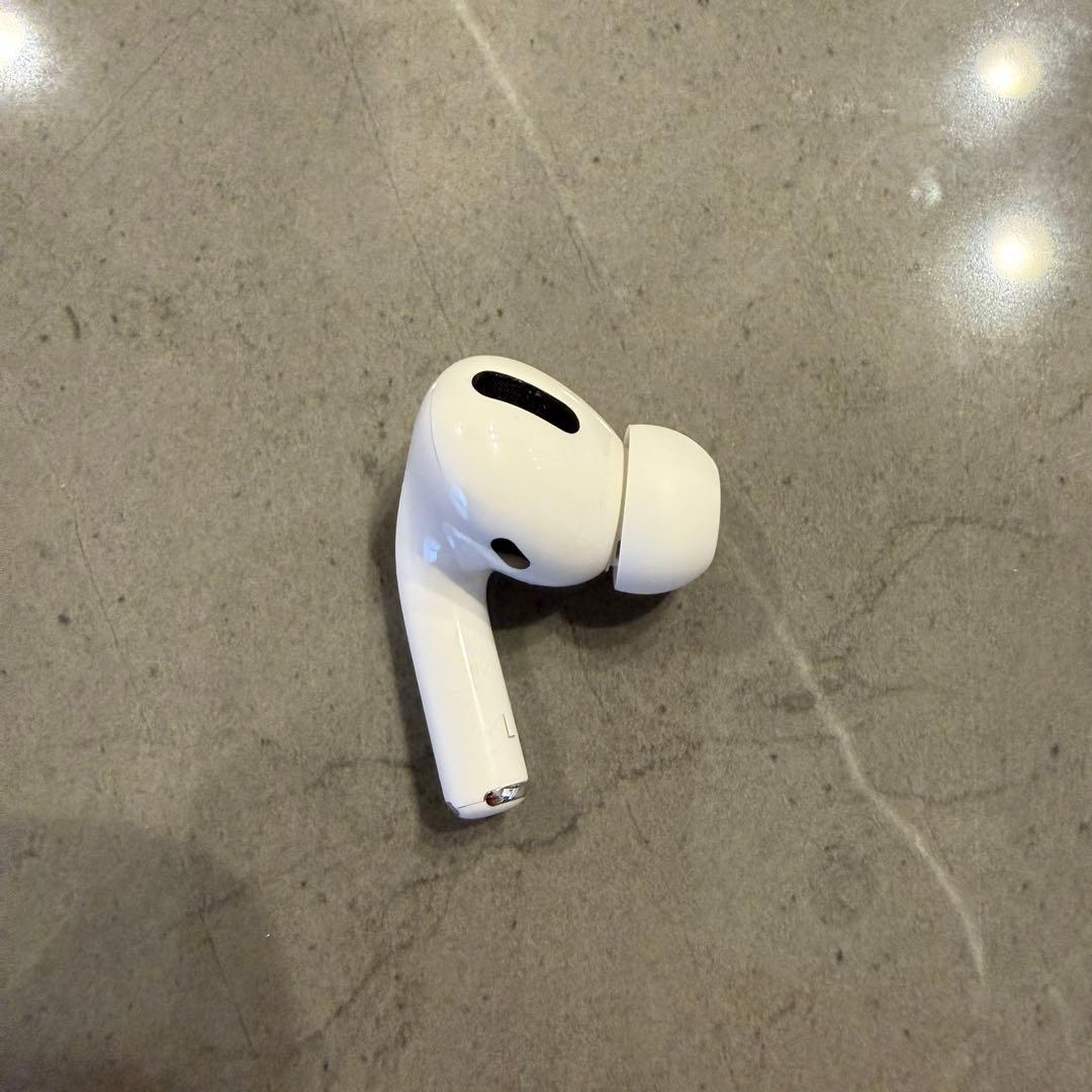 【正規品】AirPods Pro 第1世代（後期モデル）MLWK3J/A