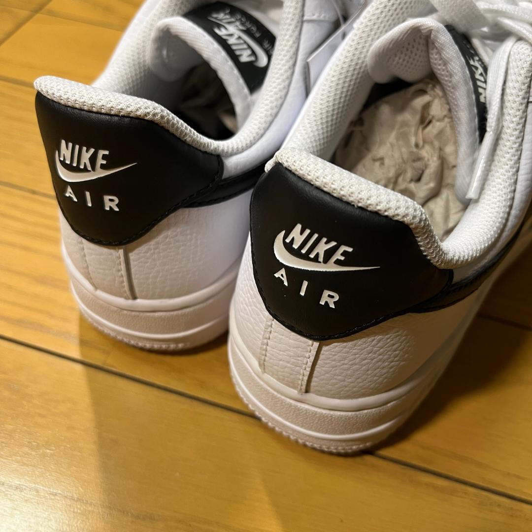 [新品] Nike Air Force 1 ホワイト/ブラック 23.5cm
