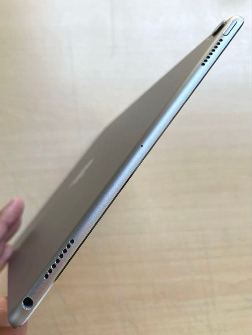 iPad Pro 10.5インチ　A1701 スペースグレイ64GB 美品