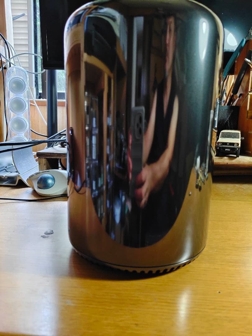 MacデビューにMac Pro 2013 12コア メモリ増設済　送料込み