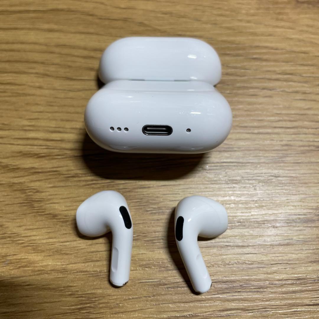 Apple Airpods 第4世代　ANC ノイズキャンセリング付き