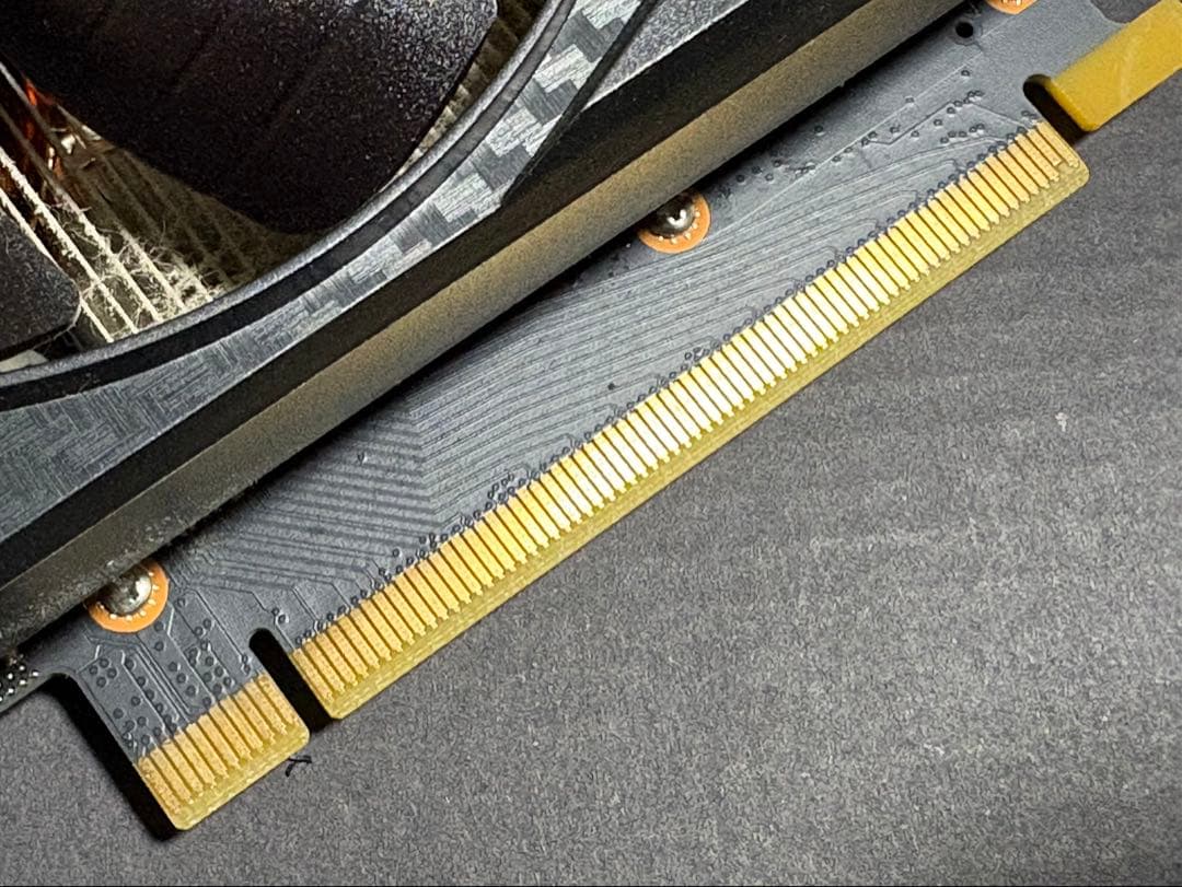 玄人志向グラボGG-RTX3060-E12GB/OC/DF