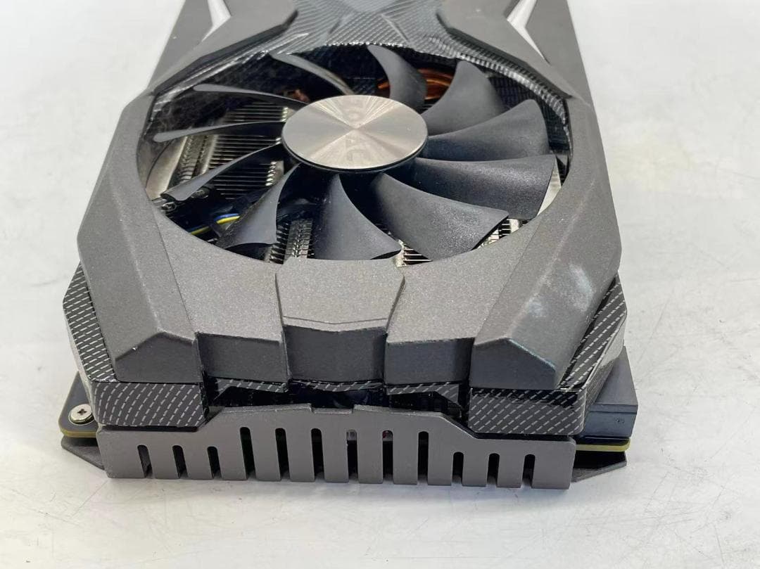 ZOTAC GeForce GTX1080 8GB グラフィックボード