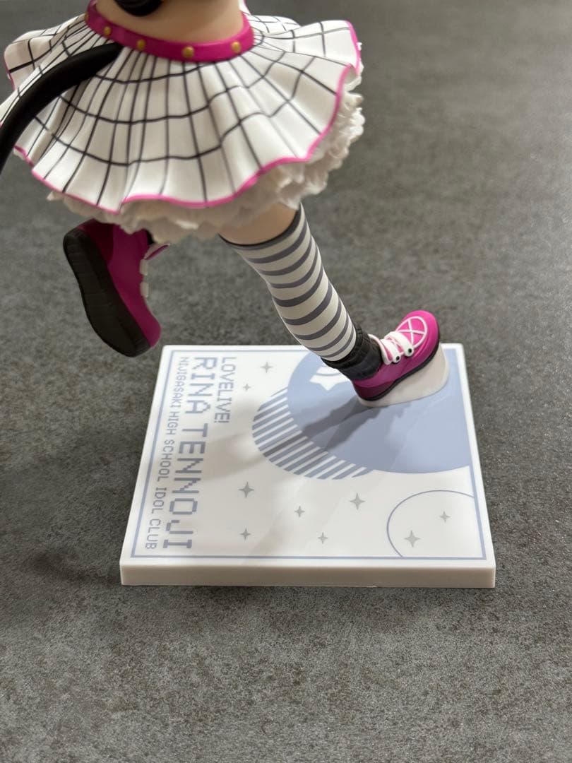 【中古品】PLUMPMOA 天王寺璃奈 1/7 フィギュア