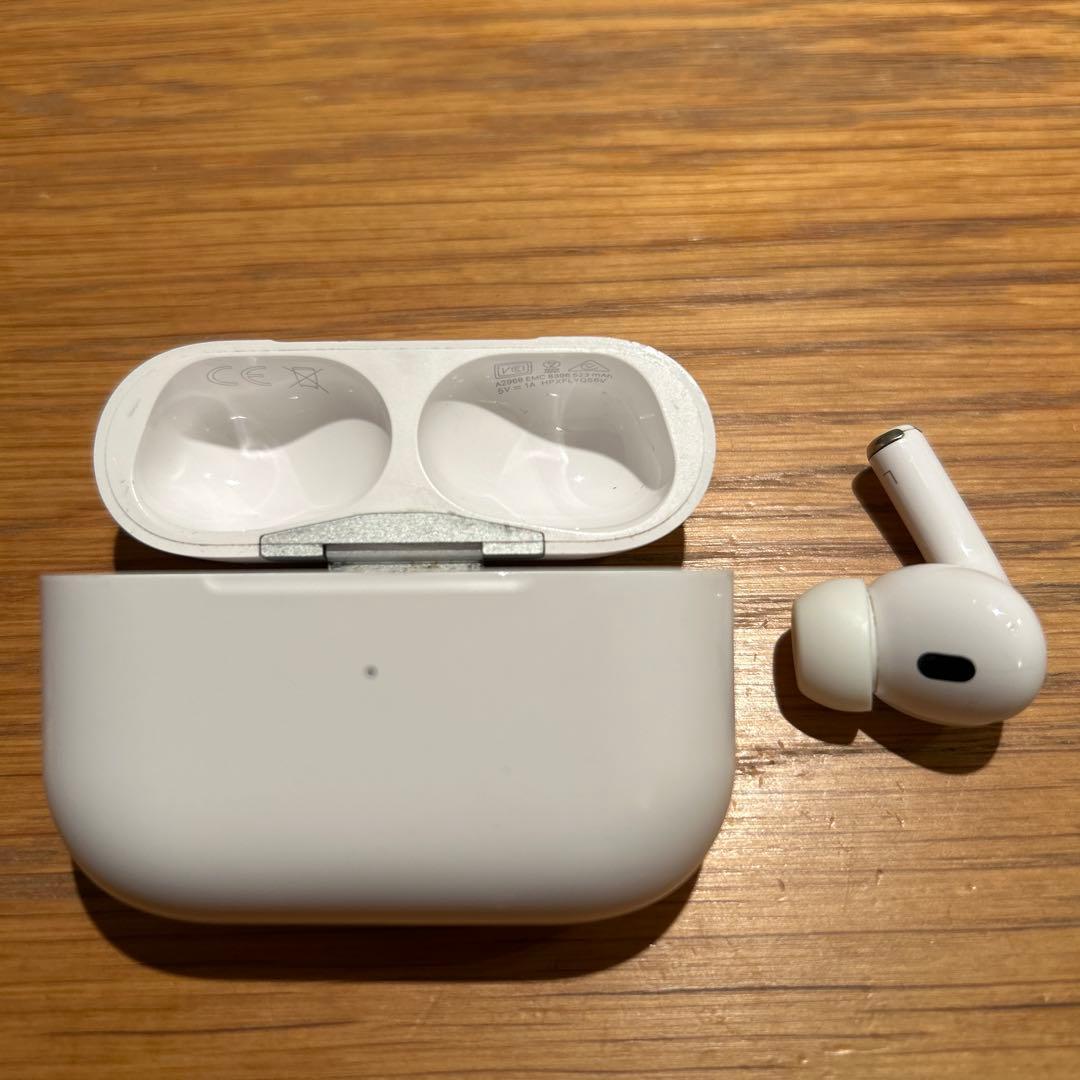 AirPods Pro2 本体 充電ケース付き L片耳のみ type C