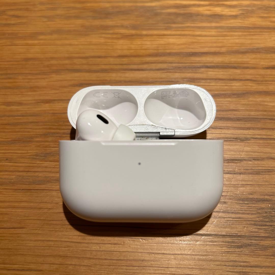AirPods Pro2 本体 充電ケース付き L片耳のみ type C