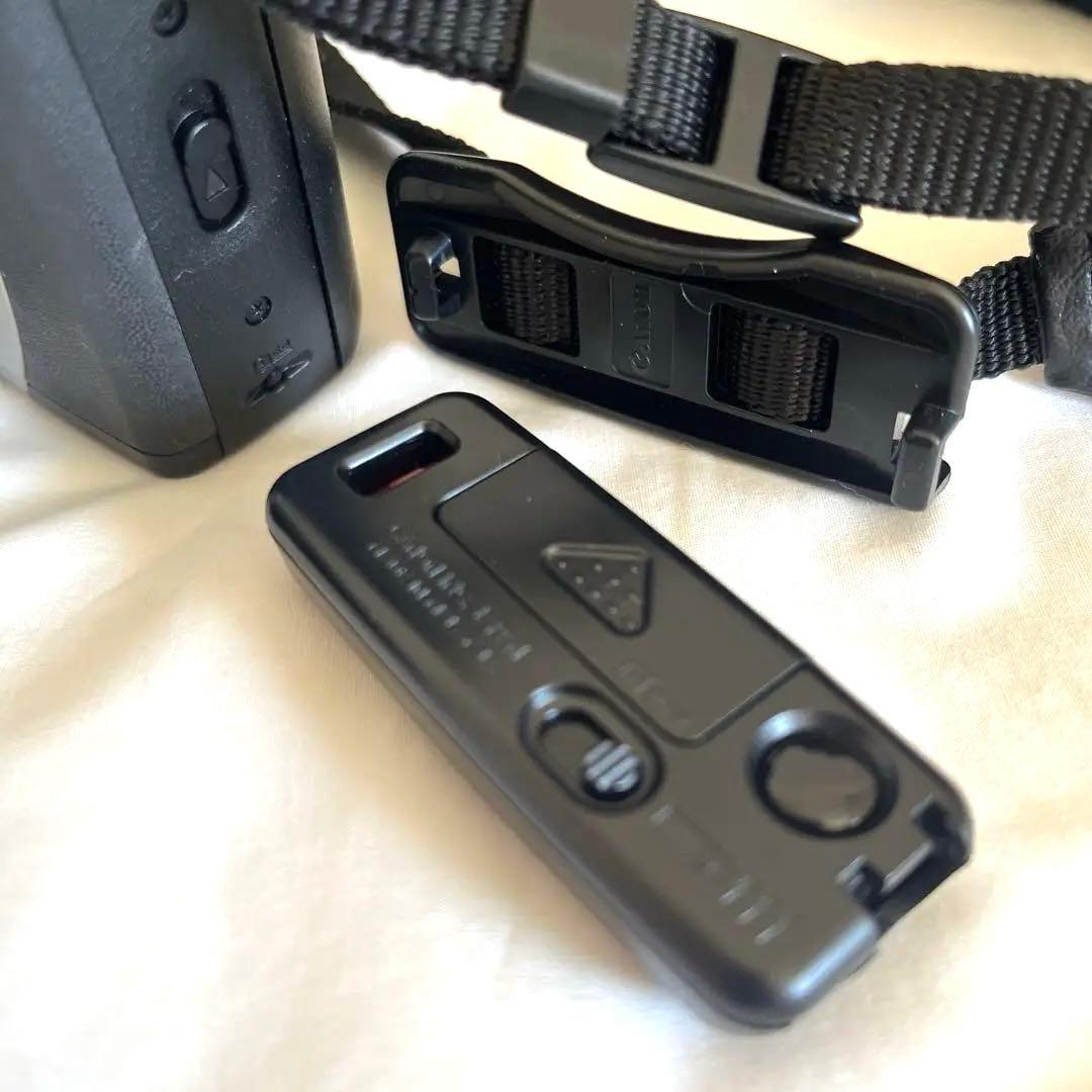 Canon EOS Kiss3 レンズ付　リモコン付　フイルムカメラ　バッグ