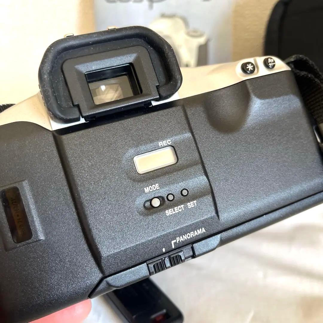 Canon EOS Kiss3 レンズ付　リモコン付　フイルムカメラ　バッグ