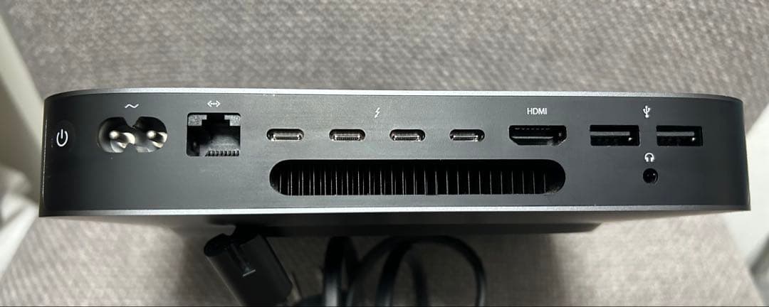 Apple Mac mini 2018 6コア/8GB/512GBスペースグレイ