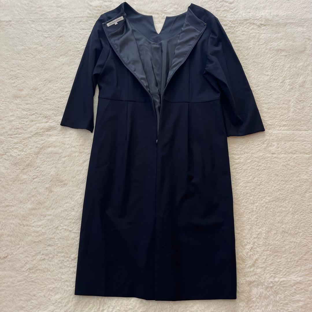 美品　23区 トリアセダブルジョーゼット ノーカラー ワンピーススーツ 大きい