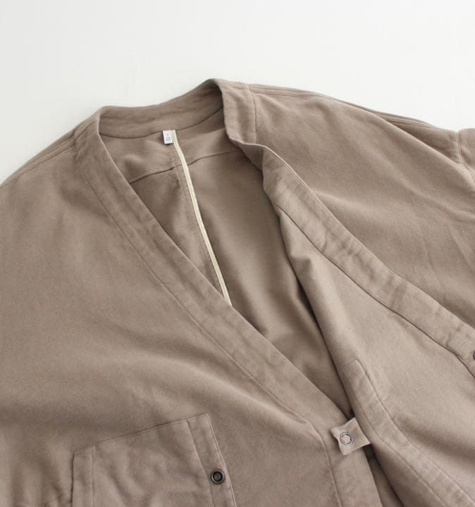 FIRMUM ドライドビーモールスキン ノーカラーダブルブレストオーバーコート