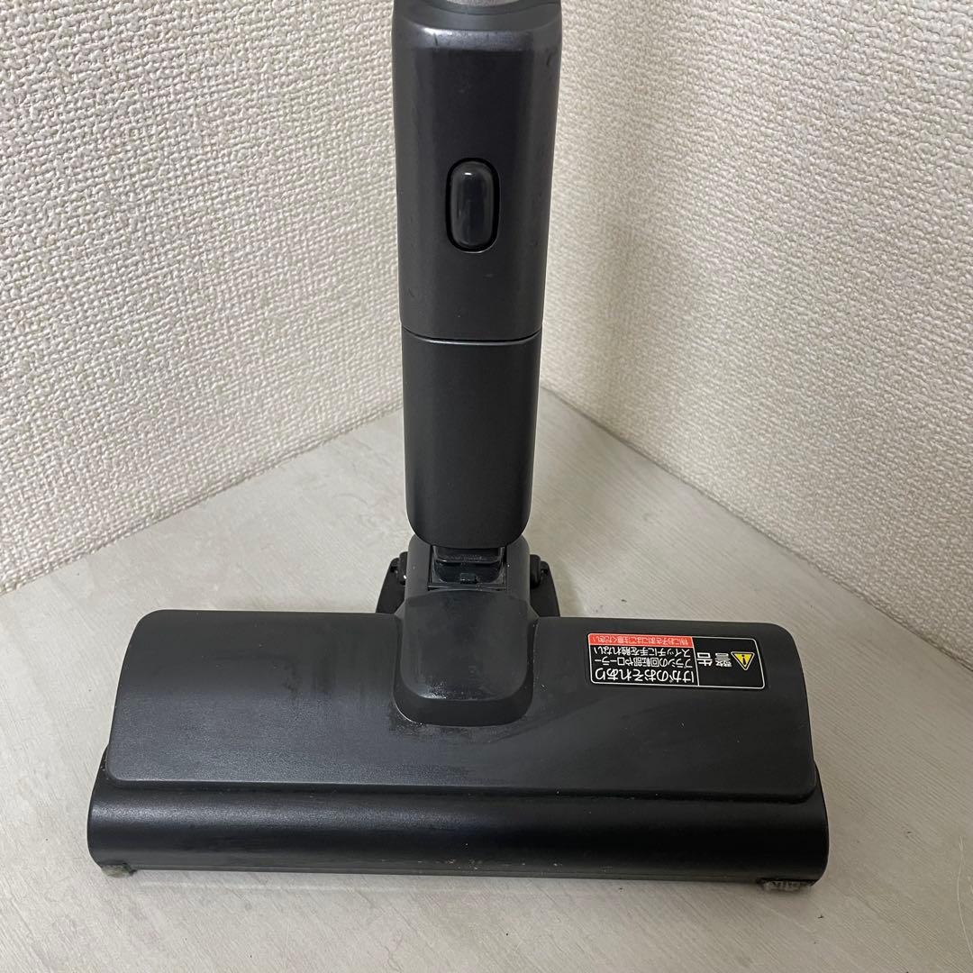 Panasonic 充電式掃除機　MC-SB31J