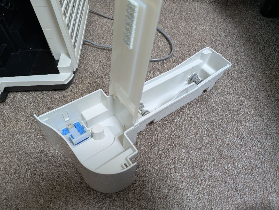 シャープ 加湿空気清浄機 KC-N50-W 2022年製