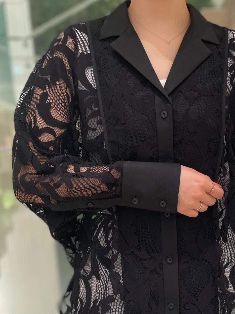 DialaADORE 57,200円24S/S ボタニカルレースブラウス