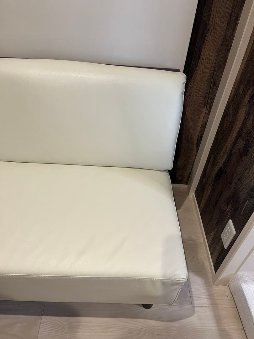 ニトリ　Ｌ字ソファ　ホワイト合成皮革製