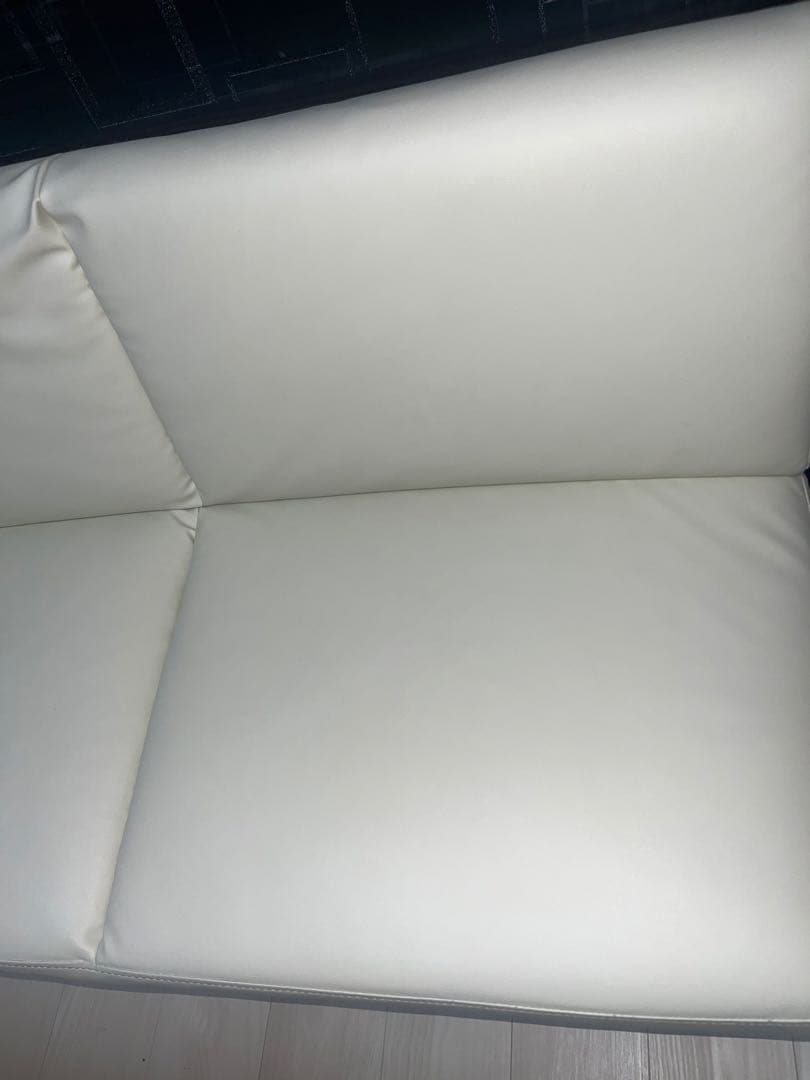 ニトリ　Ｌ字ソファ　ホワイト合成皮革製