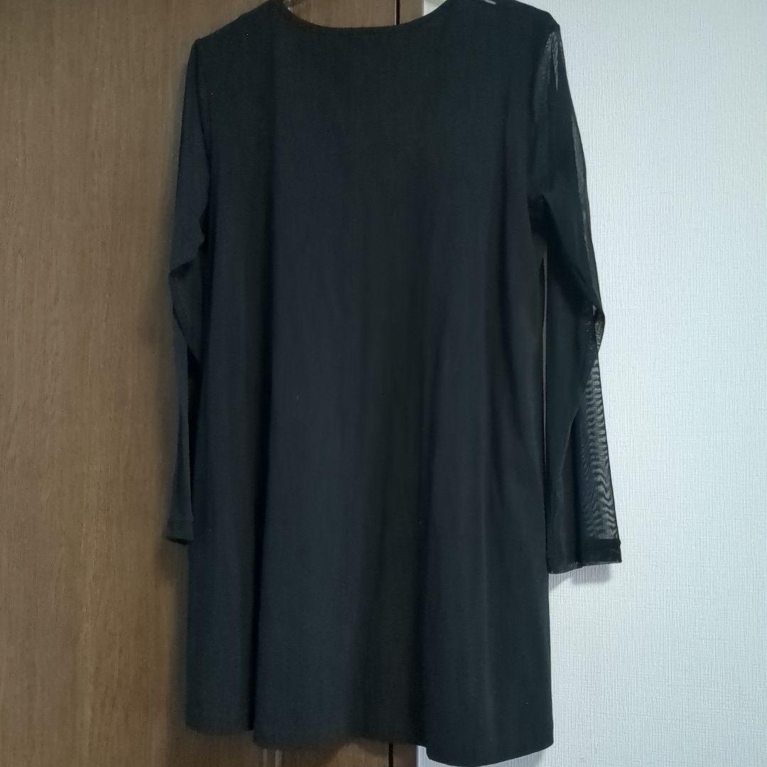 タグ付き未使用品⭐️トクコプルミエヴォル⭐️黒地長袖チュニック❣️袖シースルー
