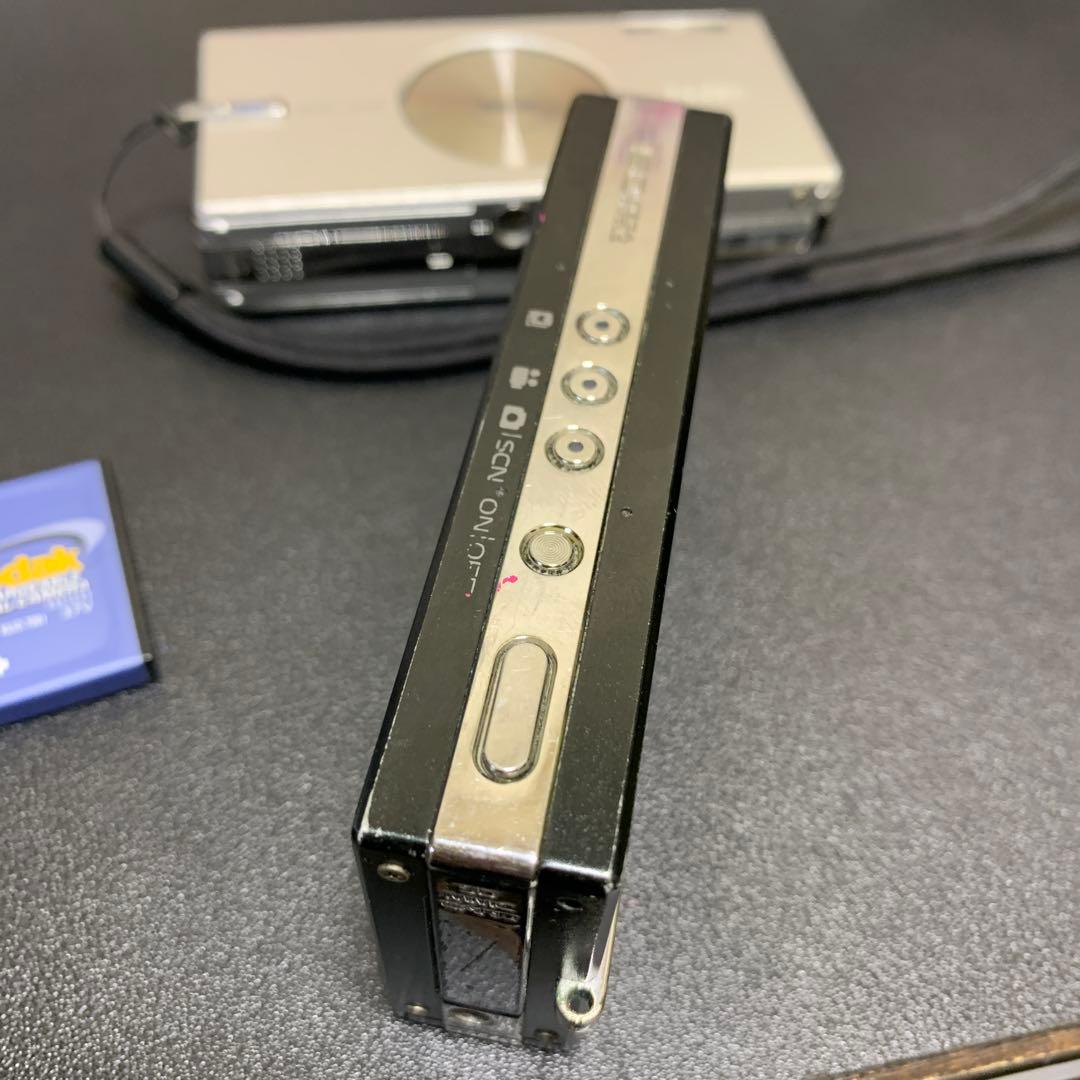 超レアkodak easyshare 2台　通電確認済　ジャンク　現状品