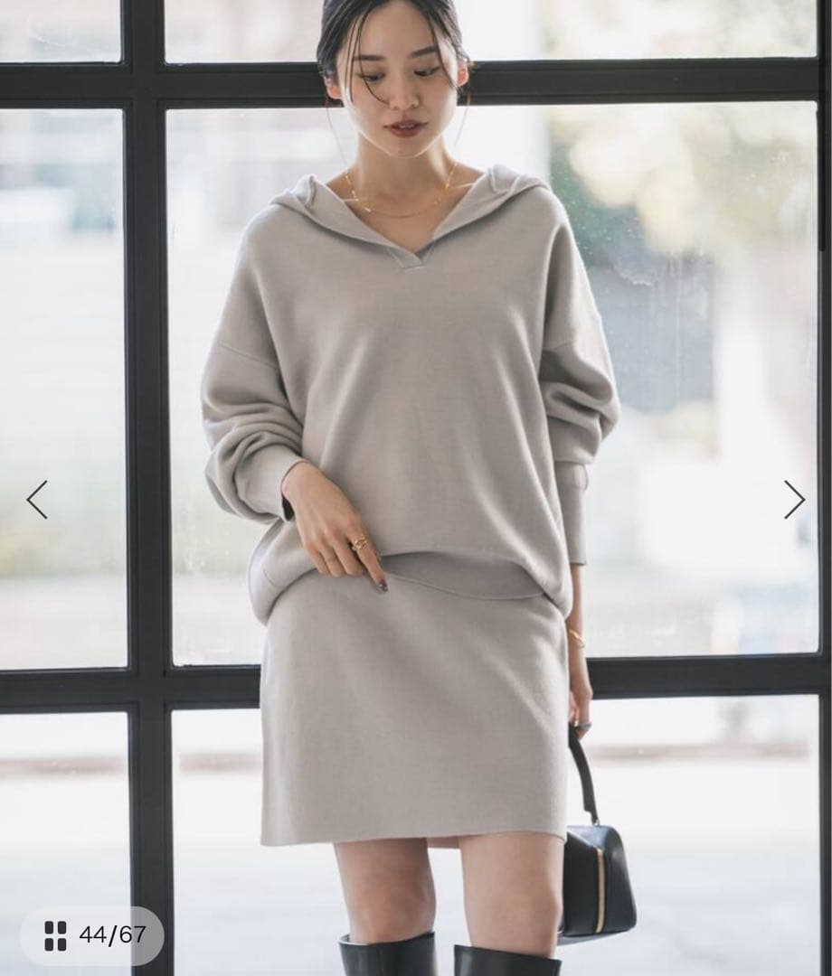 新品未使用　noble 接結タック編みフードプルオーバー　ベージュA