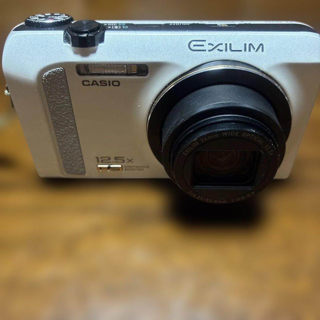 CASIO EXILIM EX-ZR200 ホワイト