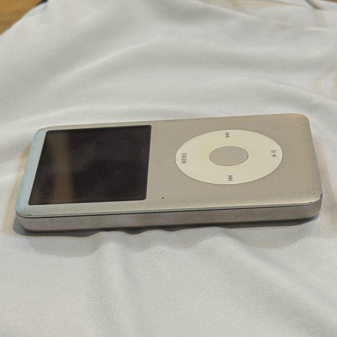 571＊Apple　iPod　classic　A1238　ジャンク品　シルバー