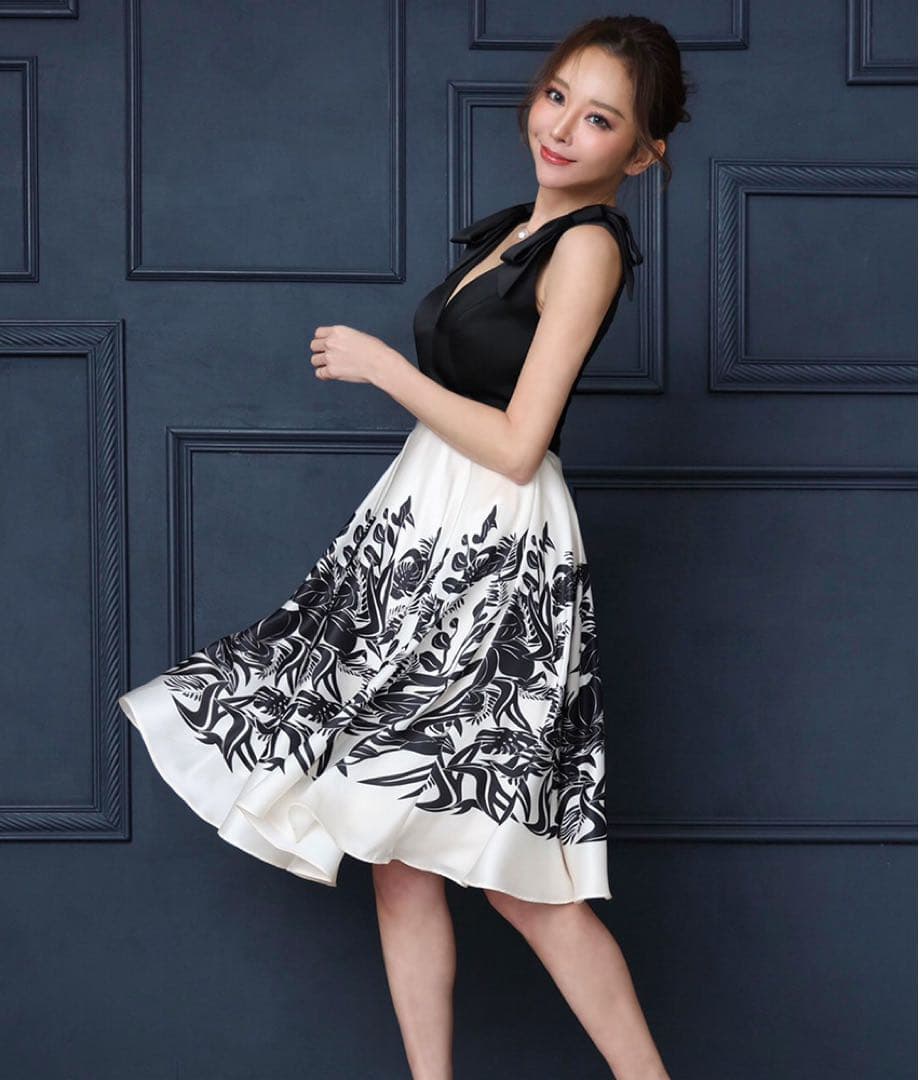 SETTAN ブラック×ベージュ・肩リボン・Aライン・フレア・ロングドレス