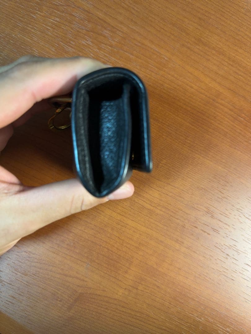 Gucci GGロゴ付きレザーケース