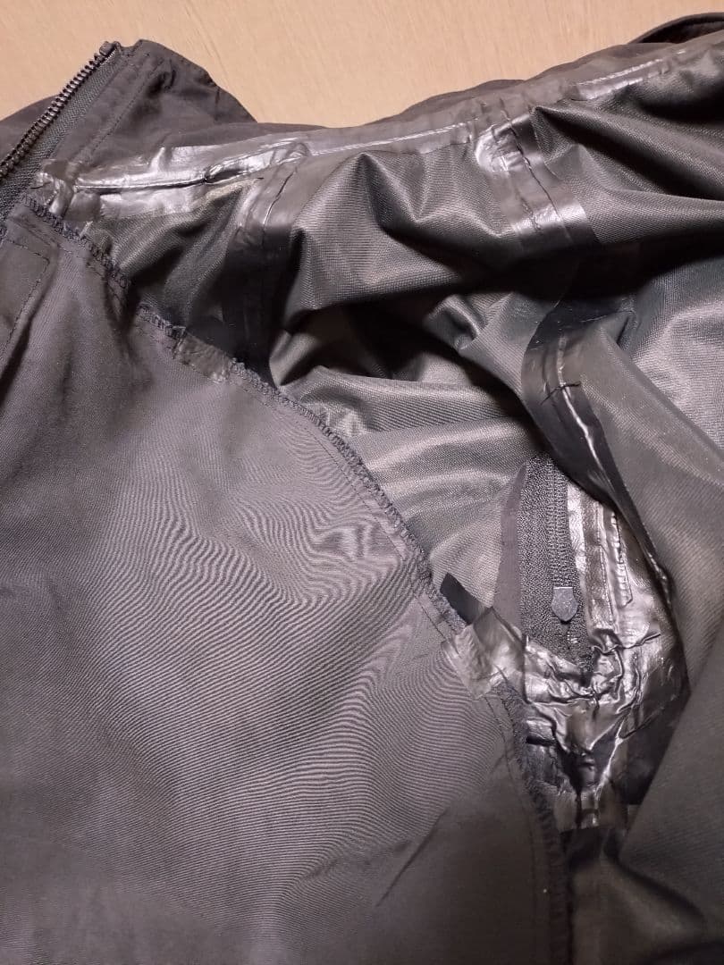 S.W.I. INC製 ECWCS Gen2型パーカー S-R メンテナンス済