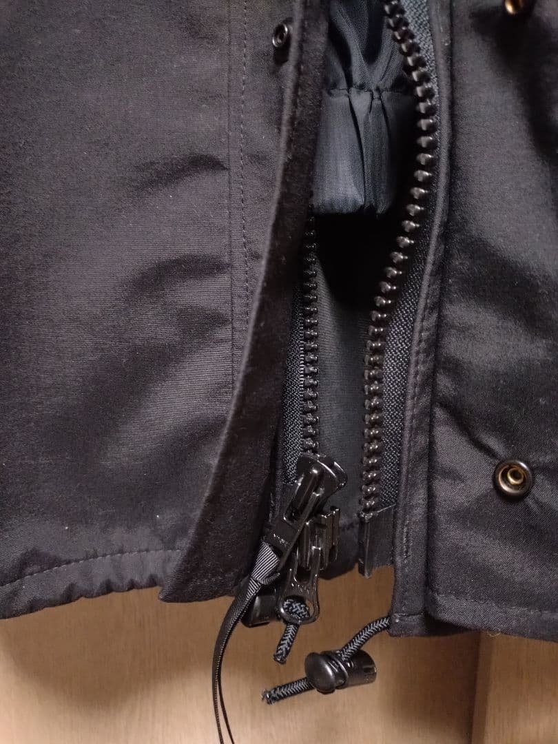 S.W.I. INC製 ECWCS Gen2型パーカー S-R メンテナンス済