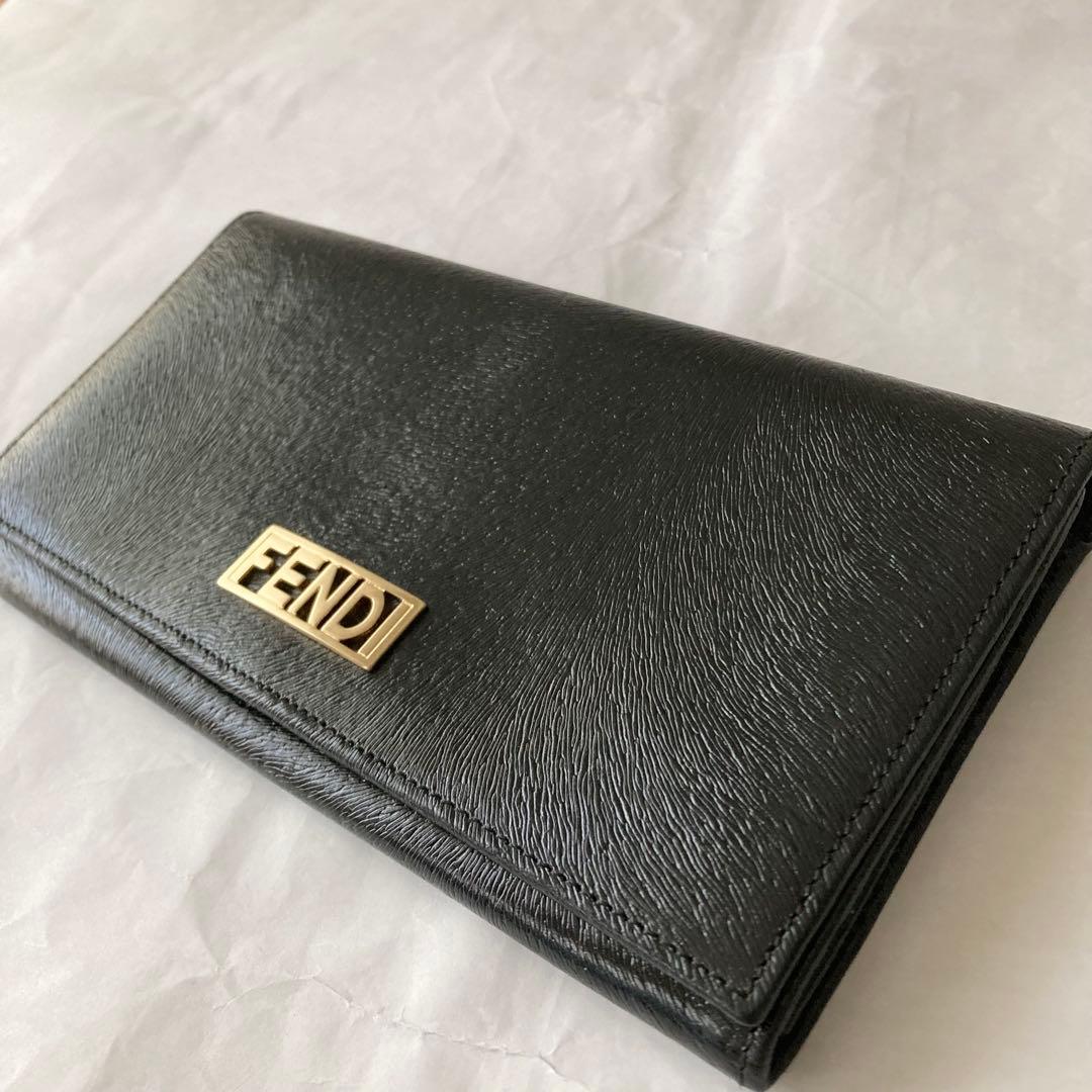 【未使用品 】FENDI フェンディ 二つ折り 長財布 黒 レザー 本革 刷毛目