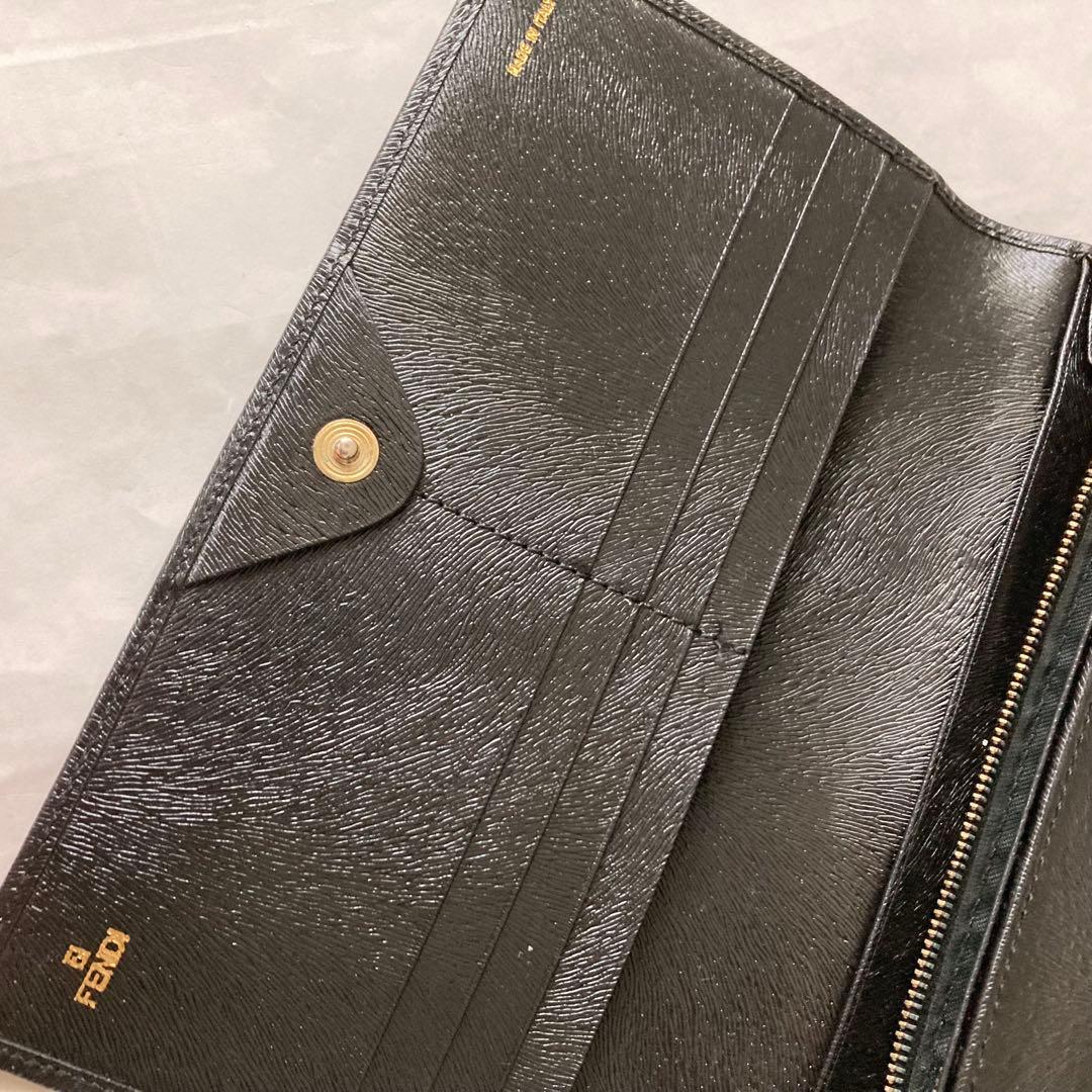 【未使用品 】FENDI フェンディ 二つ折り 長財布 黒 レザー 本革 刷毛目