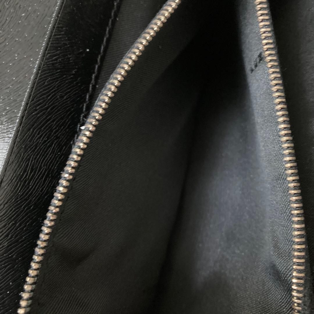 【未使用品 】FENDI フェンディ 二つ折り 長財布 黒 レザー 本革 刷毛目