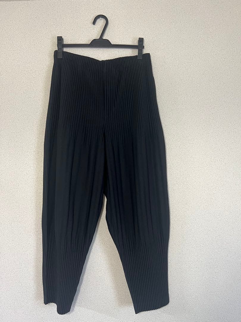 オムプリッセ パンツ 黒 イッセイミヤケ