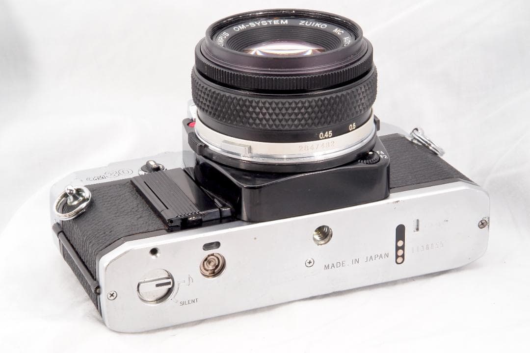 OLYMPUS OM-30 シルバー Zuiko 50mm f/1.8 整備済み