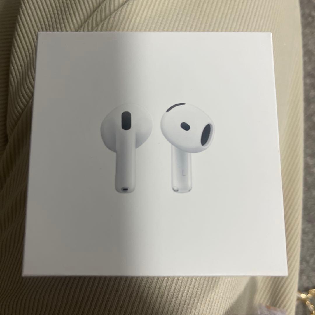 イヤホン AirPods4