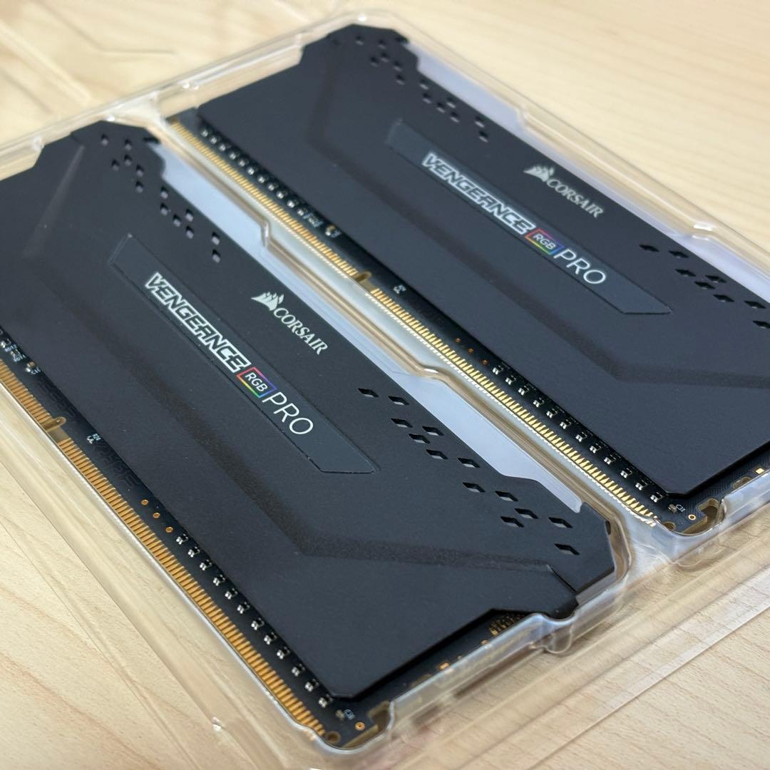 メモリー CORSAIR VENGEANCE RGB PRO 16GB DDR4 3200