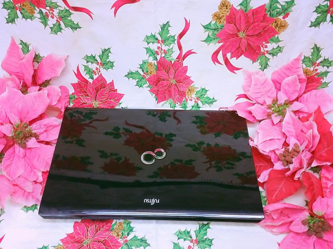 最新Windows11/新品SSD256G/美品/DVD再生/WEBカメラ