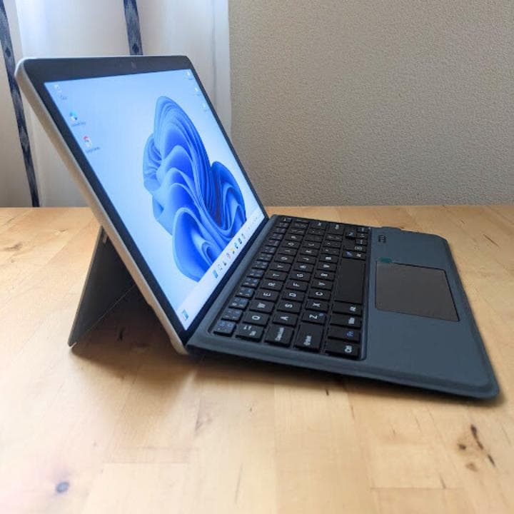 Surface Go3 4GB eMMC64GB 軽量 カバーキーボード付