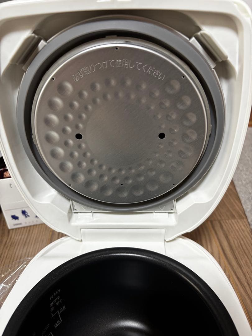 タイガー IH炊飯ジャー JPF-A550 3合炊き