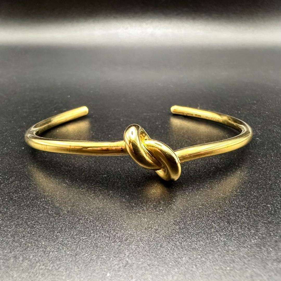 極美品✨　セリーヌ　バングル　ブレスレット　ノット　ロゴ　ゴールド　1371